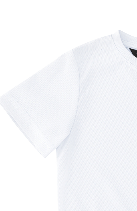 Футболка "Бенуэ"