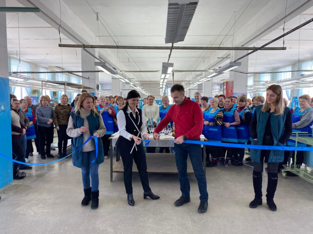 разрезание ленточки.jpg