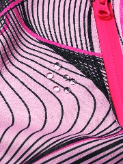 Подробное изображение