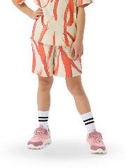 молочный коралловый